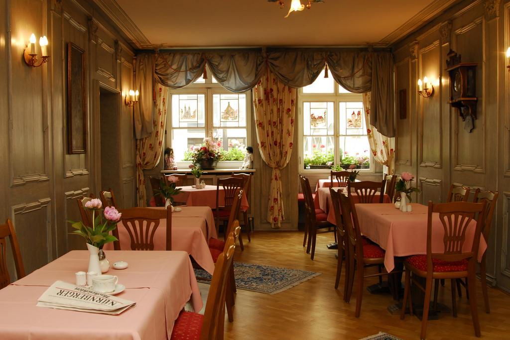 Hotel Am Josephsplatz Nuremberga Restaurante foto